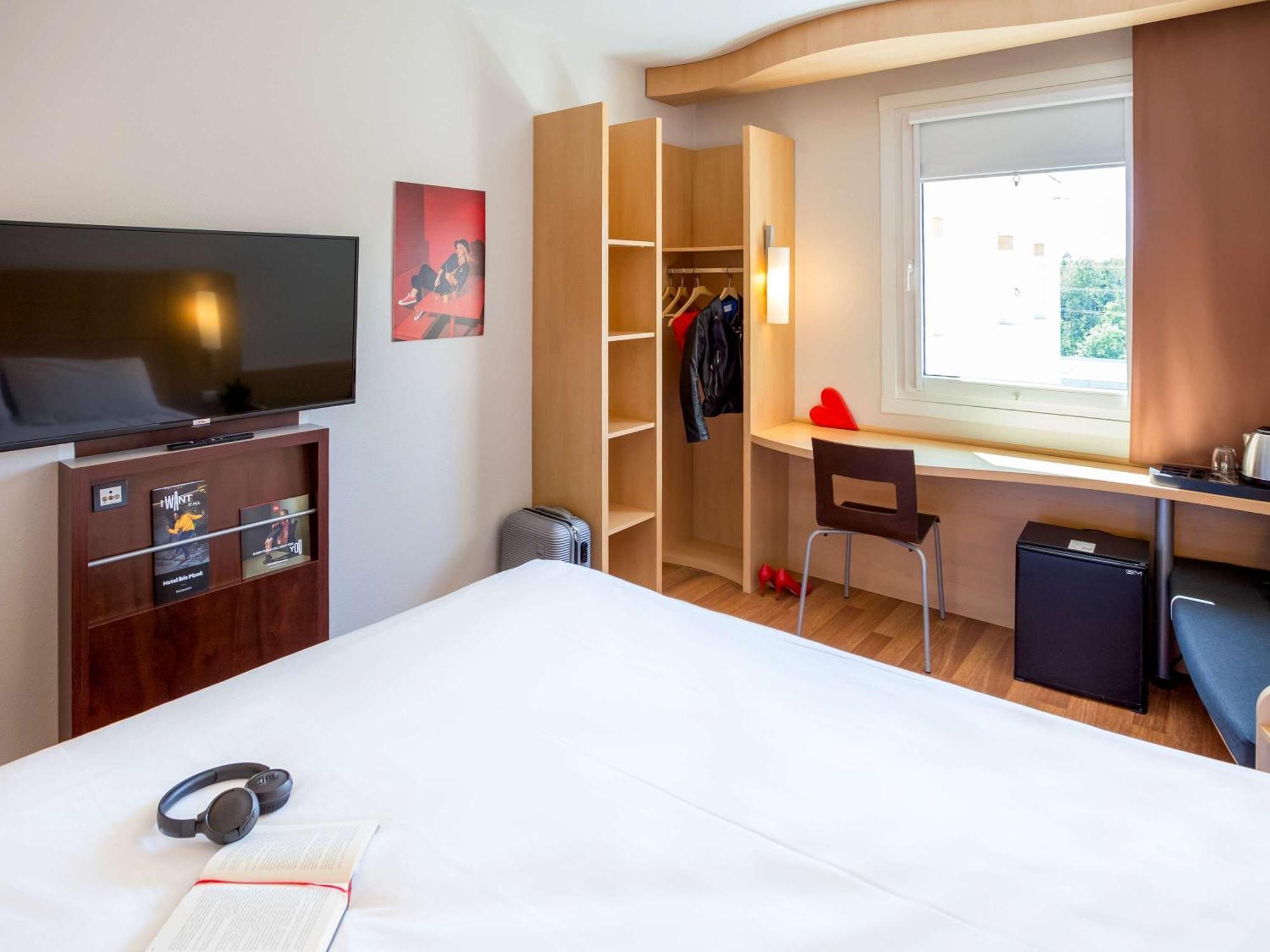 Ibis Hotel Плзень Екстер'єр фото